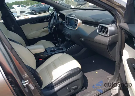 2018 Kia Sorento 3.3L Sxl z USA, uszkodzony, nr VIN 5XYPKDA55JG373878